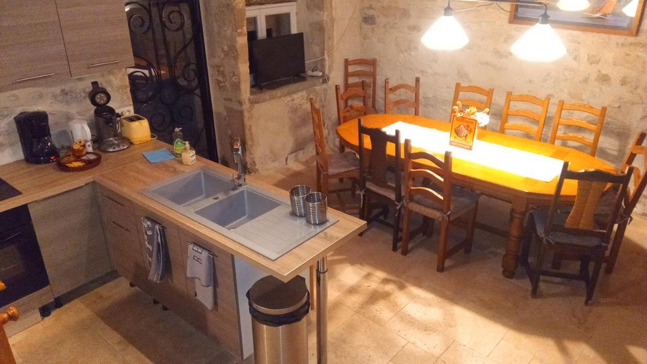 Gite De 6 A 14 Pers Avec Piscine-Jacuzzi- Salle Des Fetes Bastanes Exterior foto